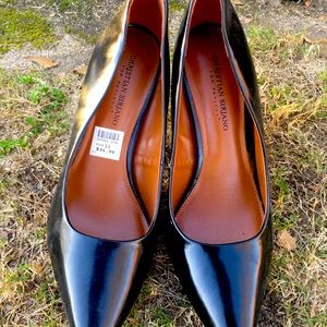 Black Pumps (Like New)